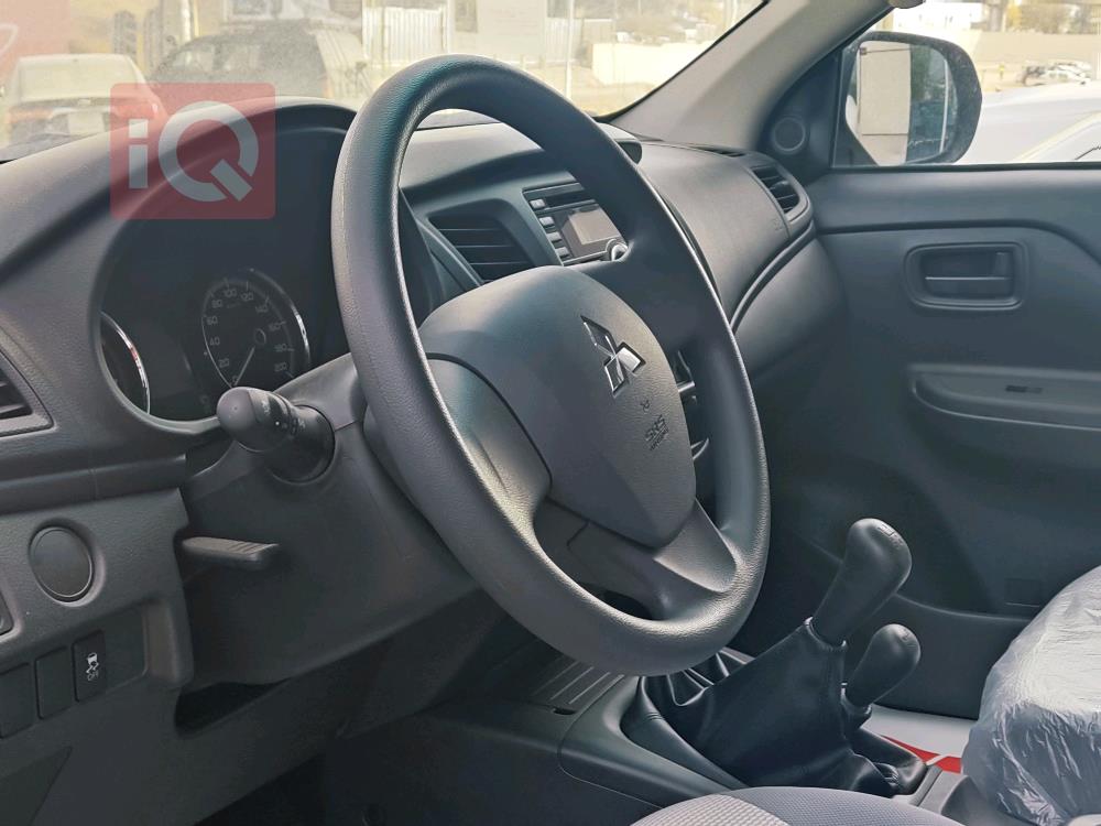 میتسوبیشی L200
